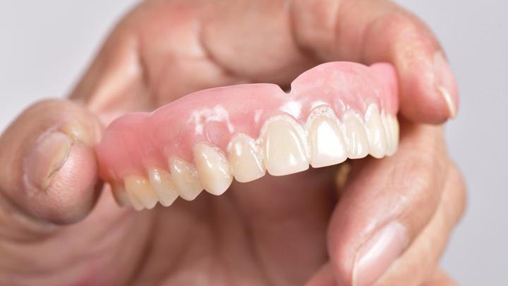Dentiera Monza
