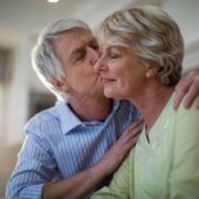 sessualita anziani bacio badante Monza sessualita anziani bacio badante Monza